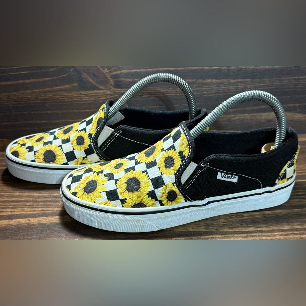 Vans Slip On Sunflower Checkered Board Womens Size 7 Shoes White Black Yellow